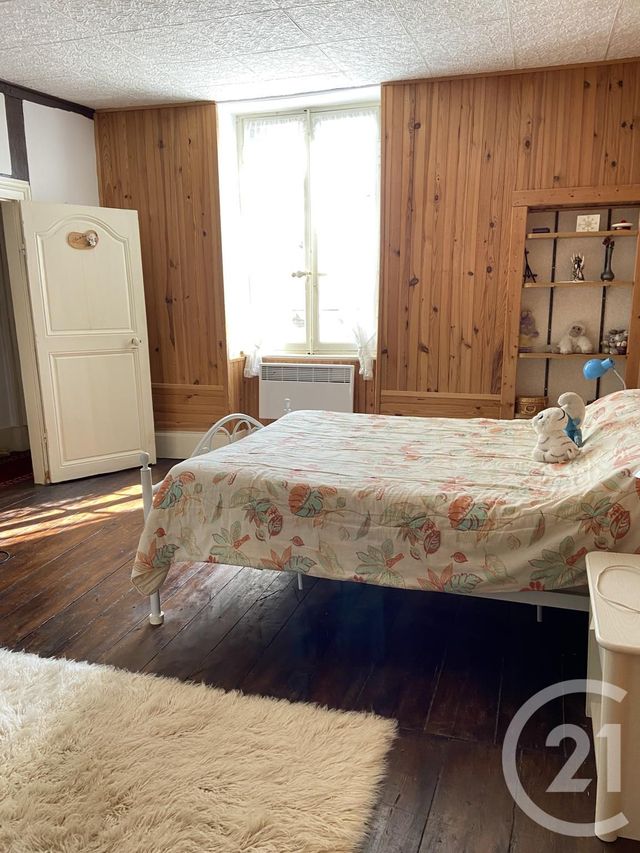 Afficher la photo en grand Maison à vendre - 6 pièces - 172 m2 - St Pierre Le Moutier - 58 - BOURGOGNE