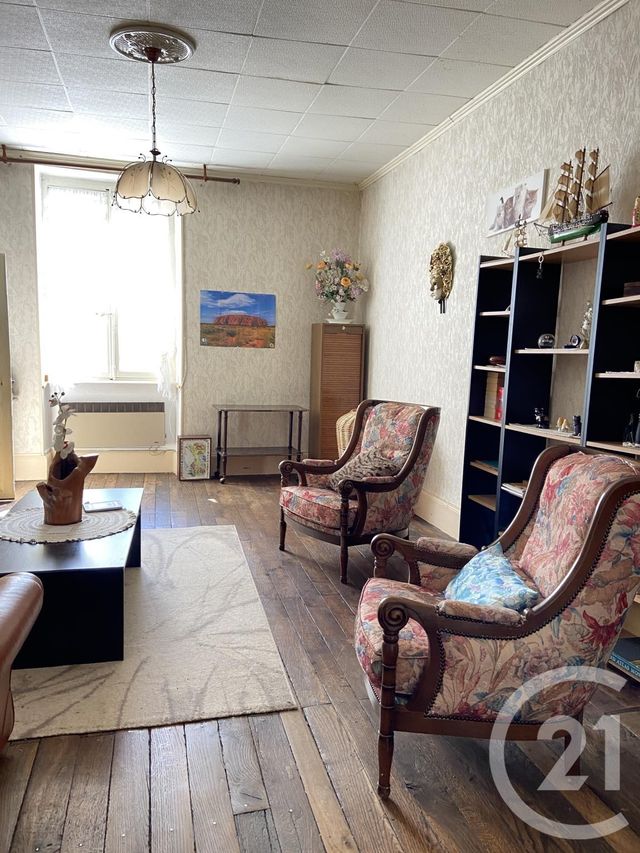 Afficher la photo en grand Maison à vendre - 6 pièces - 172 m2 - St Pierre Le Moutier - 58 - BOURGOGNE