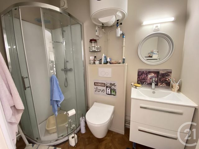 Afficher la photo en grand Maison à vendre - 6 pièces - 172 m2 - St Pierre Le Moutier - 58 - BOURGOGNE