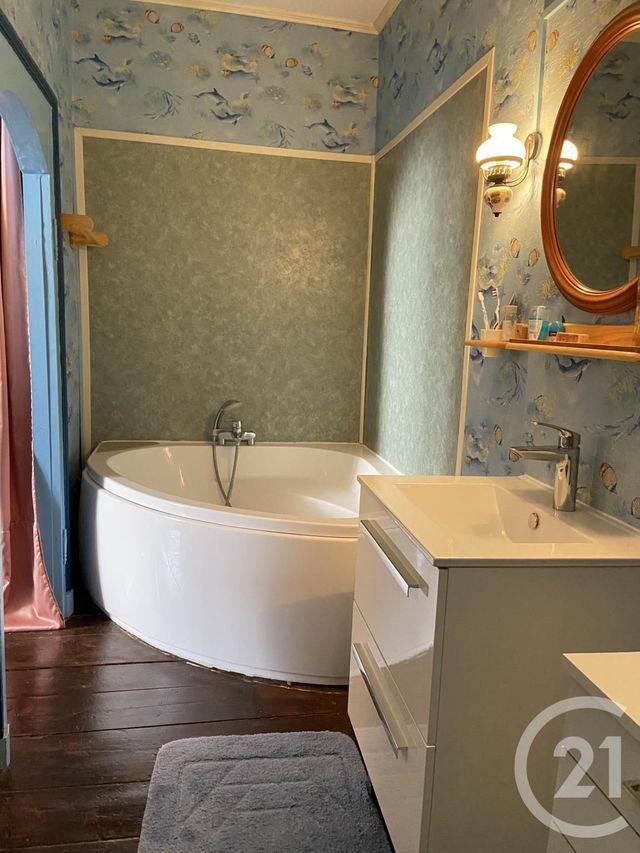 Afficher la photo en grand Maison à vendre - 6 pièces - 172 m2 - St Pierre Le Moutier - 58 - BOURGOGNE