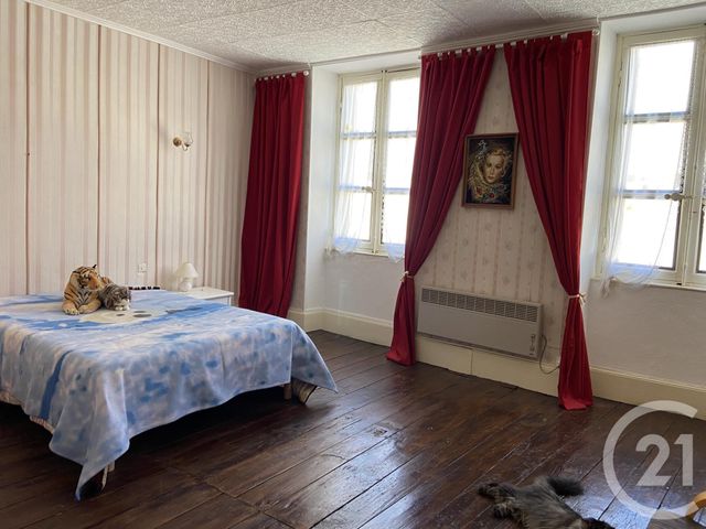 Afficher la photo en grand Maison à vendre - 6 pièces - 172 m2 - St Pierre Le Moutier - 58 - BOURGOGNE