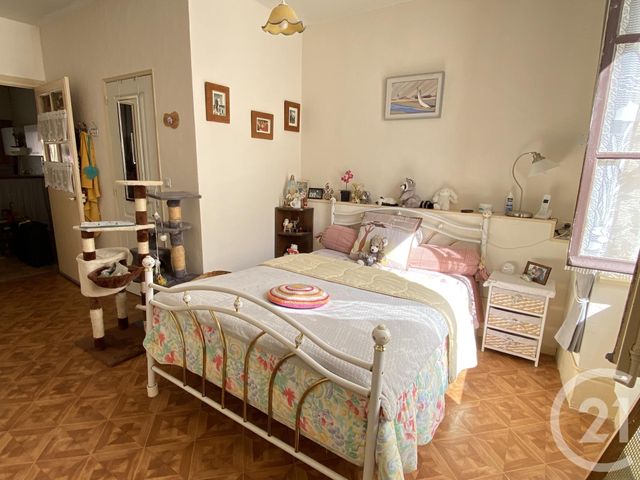 Afficher la photo en grand Maison à vendre - 6 pièces - 172 m2 - St Pierre Le Moutier - 58 - BOURGOGNE