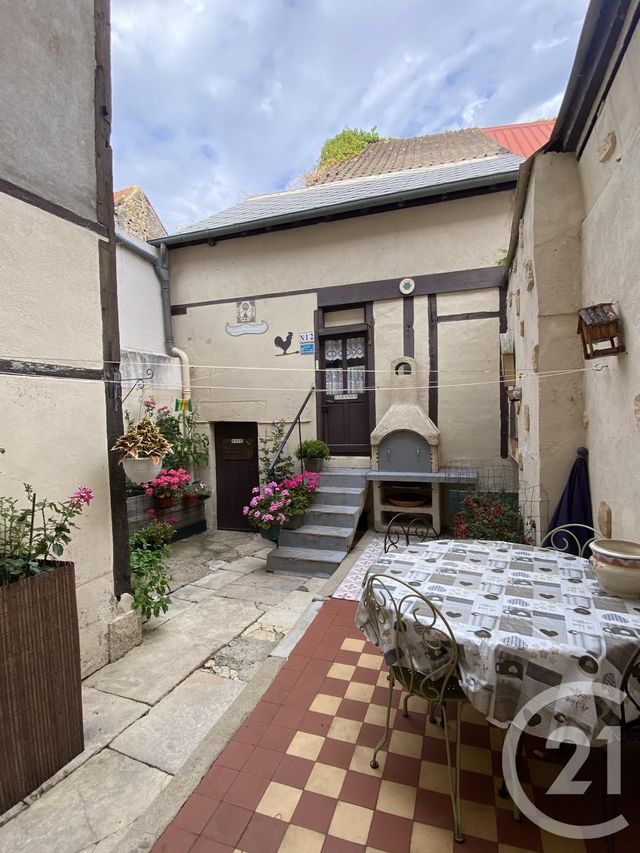 Afficher la photo en grand Maison à vendre - 6 pièces - 172 m2 - St Pierre Le Moutier - 58 - BOURGOGNE