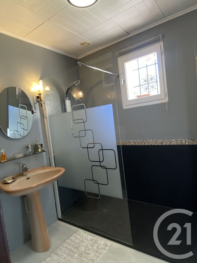 Maison &agrave; vendre - 5 pi&egrave;ces - 148 m2 - La Guerche Sur L Aubois - 18 - CENTRE