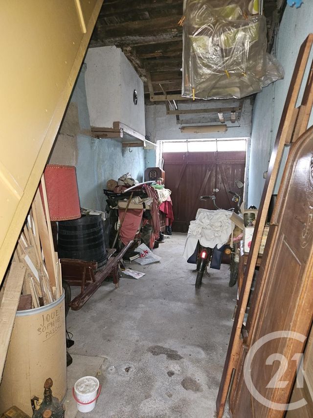 Maison à vendre - 3 pièces - 53 m2 - St Pierre Le Moutier - 58 - BOURGOGNE