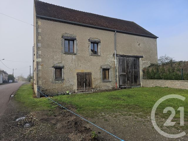 Maison à vendre - 4 pièces - 110 m2 - St Pierre Le Moutier - 58 - BOURGOGNE