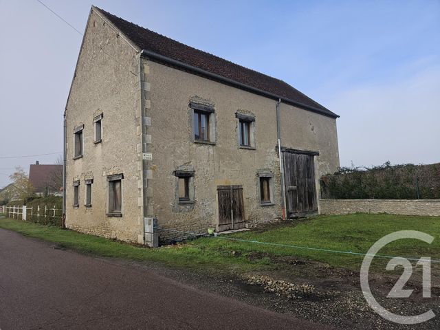 Maison à vendre - 4 pièces - 110 m2 - St Pierre Le Moutier - 58 - BOURGOGNE