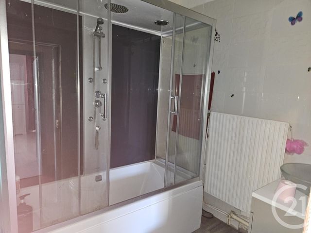 Afficher la photo en grand Maison à vendre - 10 pièces - 245 m2 - St Pierre Le Moutier - 58 - BOURGOGNE