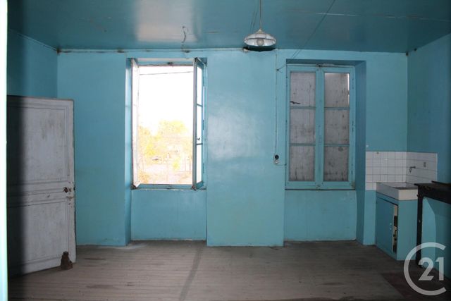 Afficher la photo en grand Maison à vendre - 9 pièces - 243 m2 - Sancoins - 18 - CENTRE