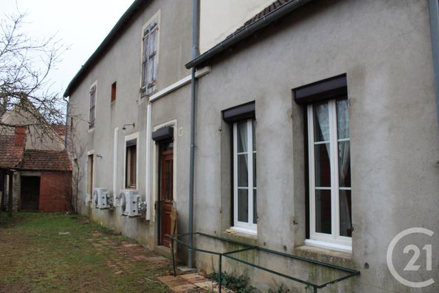 Afficher la photo en grand Maison à vendre - 9 pièces - 243 m2 - Sancoins - 18 - CENTRE