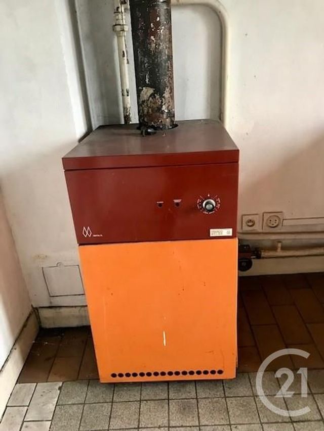 Afficher la photo en grand Maison à vendre - 8 pièces - 237,62 m2 - Blet - 18 - CENTRE