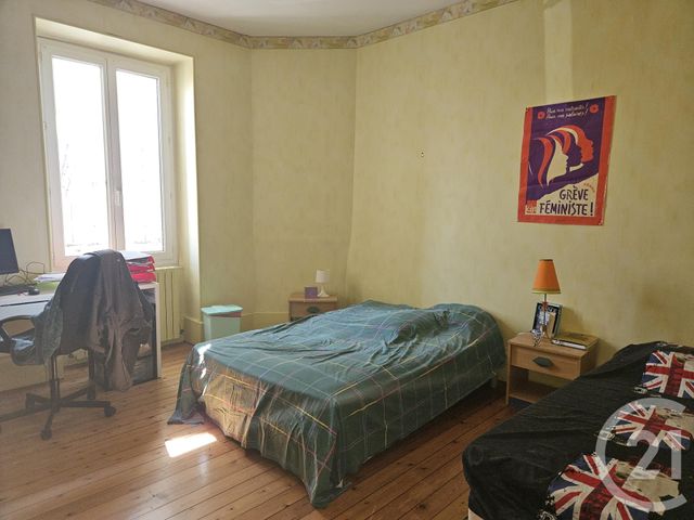 Afficher la photo en grand Maison à vendre - 6 pièces - 170 m2 - St Pierre Le Moutier - 58 - BOURGOGNE