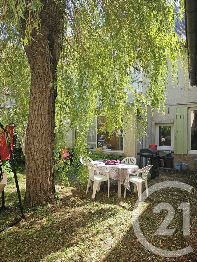 Afficher la photo en grand Maison à vendre - 6 pièces - 170 m2 - St Pierre Le Moutier - 58 - BOURGOGNE