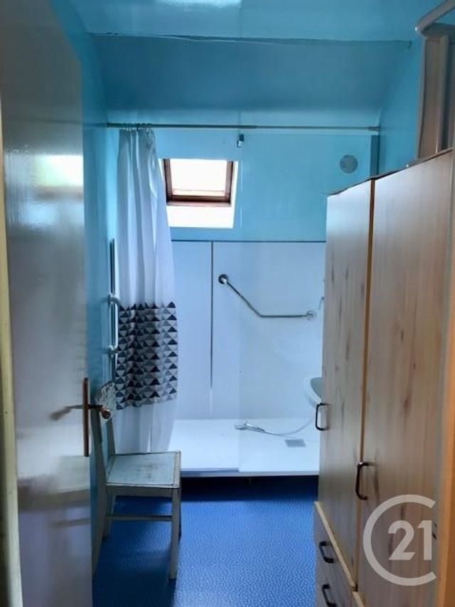 Afficher la photo en grand Maison à vendre - 6 pièces - 141,86 m2 - Neuilly En Dun - 18 - CENTRE