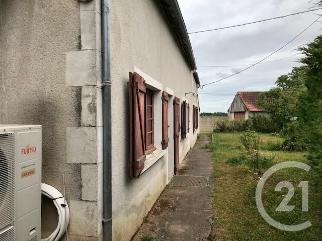 Afficher la photo en grand Maison à vendre - 6 pièces - 141,86 m2 - Neuilly En Dun - 18 - CENTRE