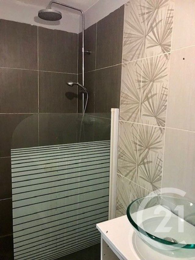 Afficher la photo en grand Maison à vendre - 7 pièces - 211,57 m2 - Sancoins - 18 - CENTRE