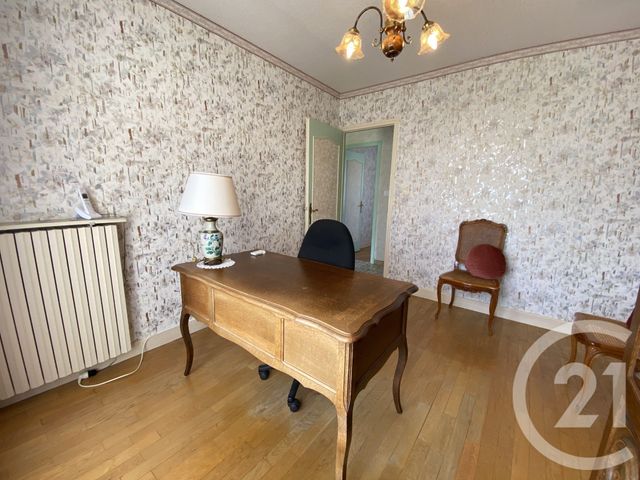 Maison &agrave; vendre - 8 pi&egrave;ces - 145 m2 - La Guerche Sur L Aubois - 18 - CENTRE