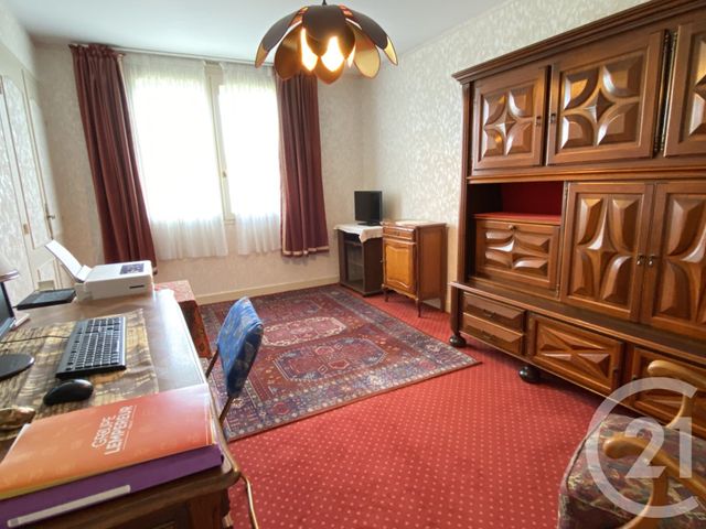 Maison &agrave; vendre - 8 pi&egrave;ces - 145 m2 - La Guerche Sur L Aubois - 18 - CENTRE