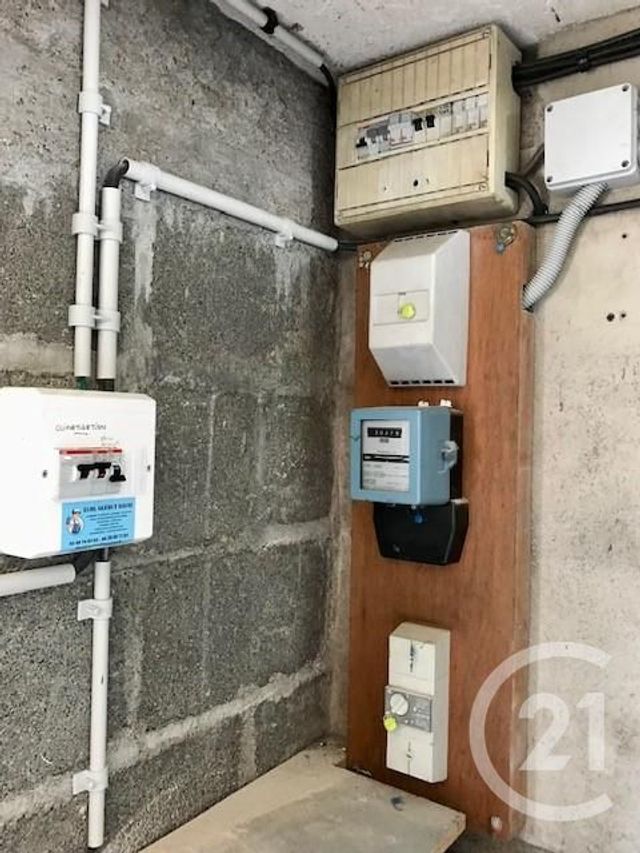 Afficher la photo en grand Maison à vendre - 3 pièces - 77,85 m2 - Mornay Sur Allier - 18 - CENTRE