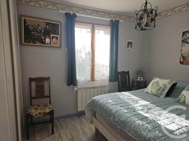 Afficher la photo en grand Maison à vendre - 6 pièces - 140 m2 - La Guerche Sur L Aubois - 18 - CENTRE