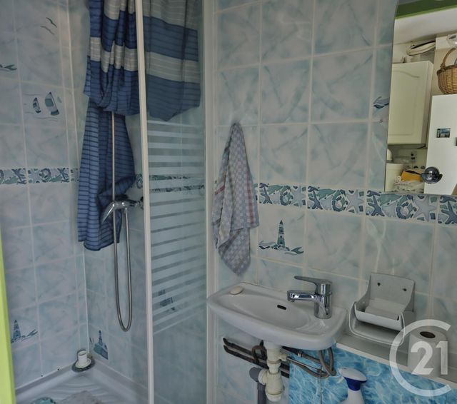 Afficher la photo en grand Maison à vendre - 6 pièces - 140 m2 - La Guerche Sur L Aubois - 18 - CENTRE