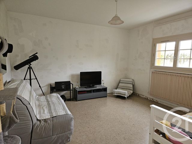 Maison à vendre - 7 pièces - 165 m2 - St Pierre Le Moutier - 58 - BOURGOGNE