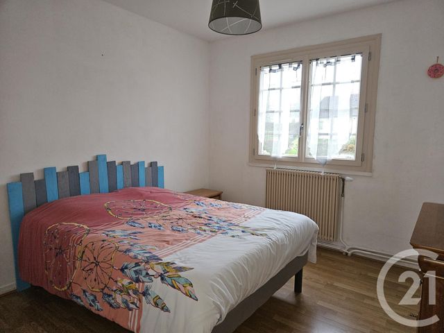 Maison à vendre - 7 pièces - 165 m2 - St Pierre Le Moutier - 58 - BOURGOGNE