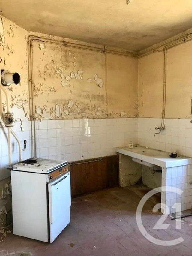 Maison &agrave; vendre - 11 pi&egrave;ces - 233,23 m2 - Blet - 18 - CENTRE