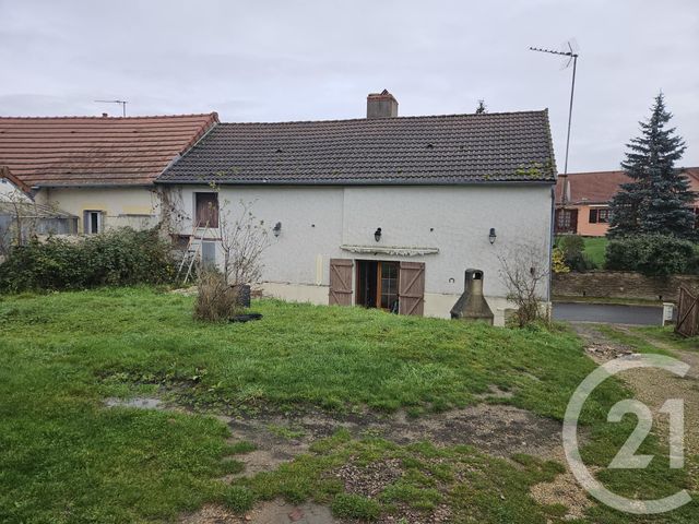 Maison &agrave; vendre - 3 pi&egrave;ces - 60 m2 - St Pierre Le Moutier - 58 - BOURGOGNE