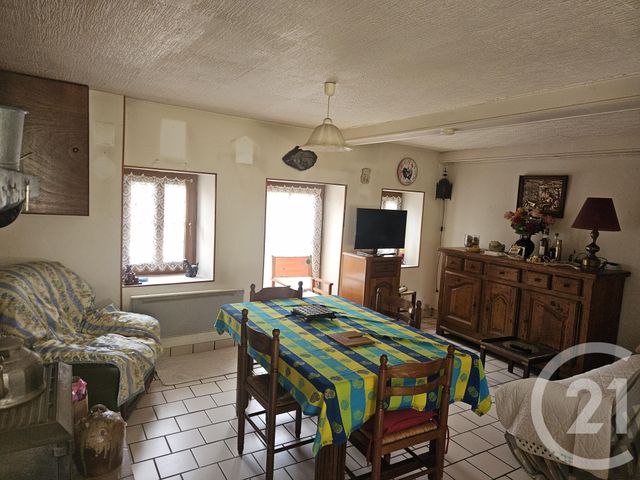 Maison &agrave; vendre - 3 pi&egrave;ces - 60 m2 - St Pierre Le Moutier - 58 - BOURGOGNE