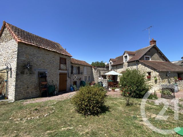 Maison à vendre - 3 pièces - 94,30 m2 - Augy Sur Aubois - 18 - CENTRE