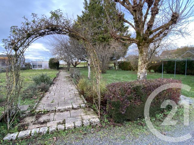 Maison &agrave; vendre - 4 pi&egrave;ces - 72 m2 - St Parize Le Chatel - 58 - BOURGOGNE