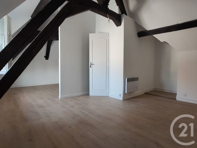 Maison &agrave; vendre - 8 pi&egrave;ces - 169,98 m2 - Sancoins - 18 - CENTRE