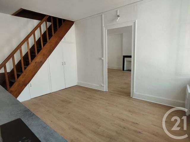 Maison &agrave; vendre - 8 pi&egrave;ces - 169,98 m2 - Sancoins - 18 - CENTRE