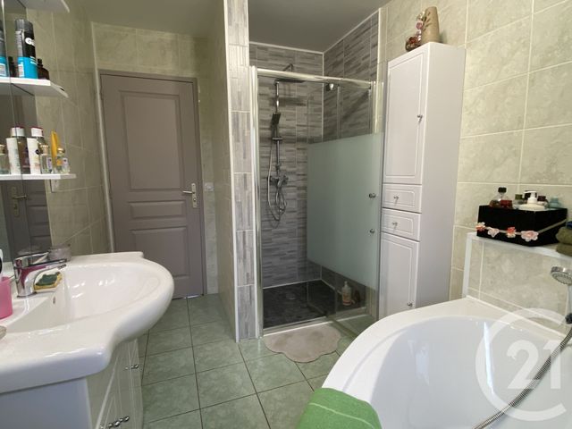 Maison &agrave; vendre - 5 pi&egrave;ces - 102 m2 - La Guerche Sur L Aubois - 18 - CENTRE