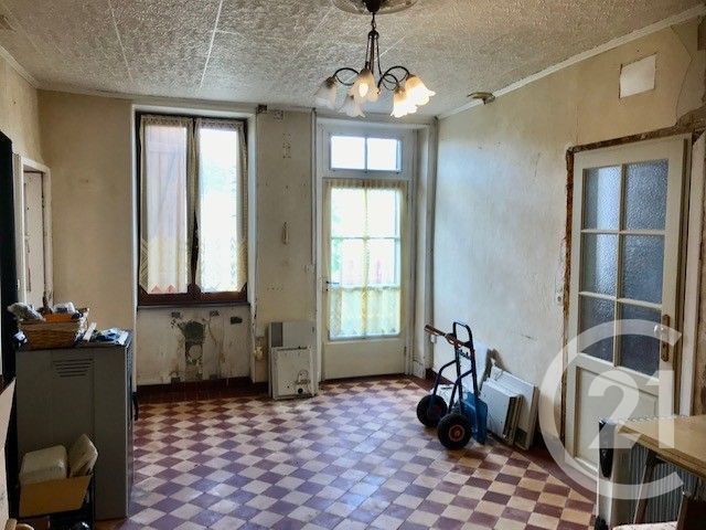 Maison &agrave; vendre - 4 pi&egrave;ces - 93,34 m2 - La Chapelle Hugon - 18 - CENTRE