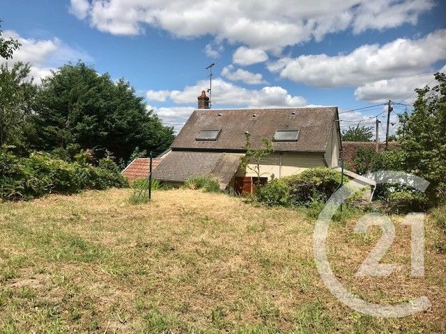Maison &agrave; vendre - 4 pi&egrave;ces - 93,34 m2 - La Chapelle Hugon - 18 - CENTRE
