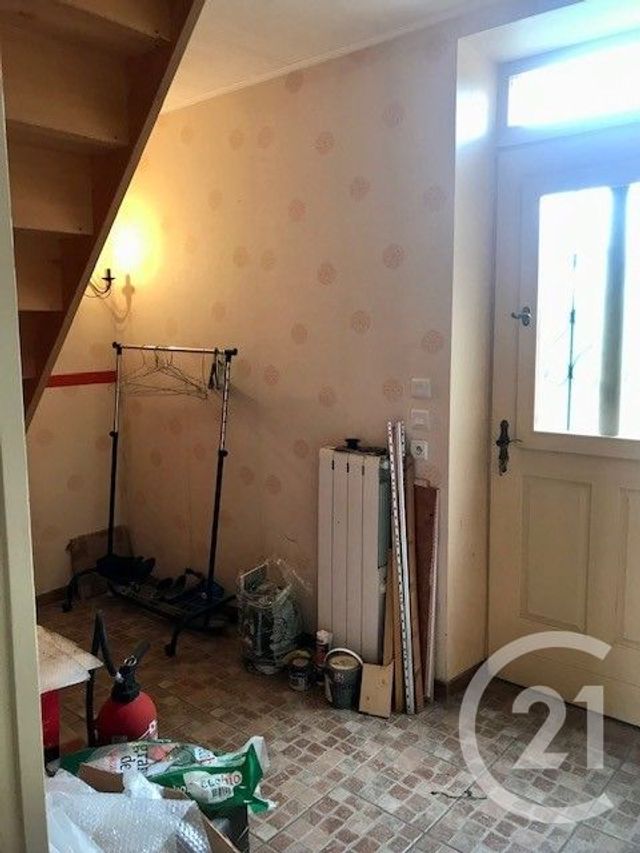 Maison &agrave; vendre - 4 pi&egrave;ces - 93,34 m2 - La Chapelle Hugon - 18 - CENTRE
