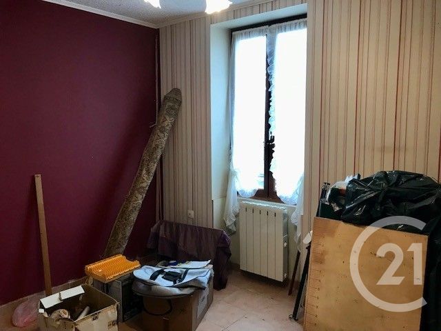 Maison &agrave; vendre - 4 pi&egrave;ces - 93,34 m2 - La Chapelle Hugon - 18 - CENTRE