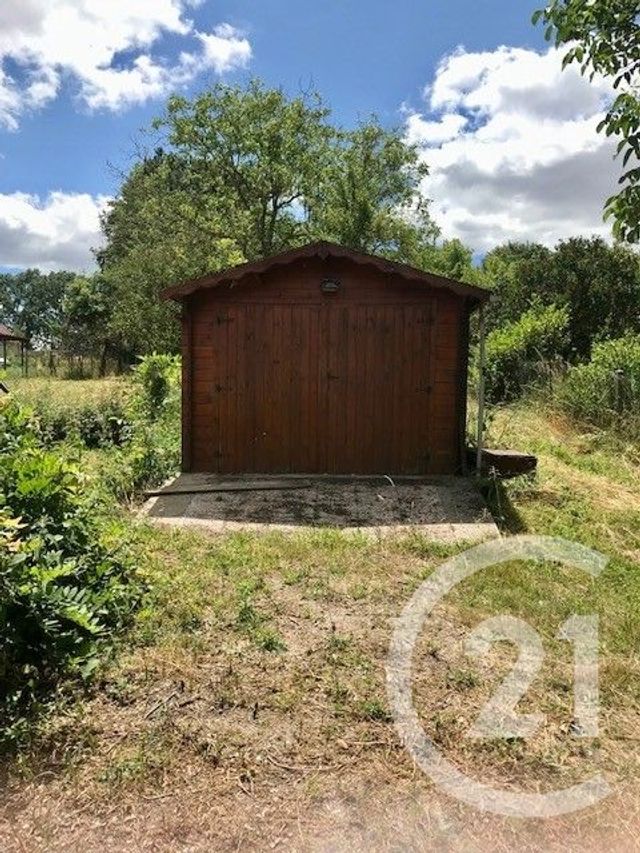 Maison &agrave; vendre - 4 pi&egrave;ces - 93,34 m2 - La Chapelle Hugon - 18 - CENTRE