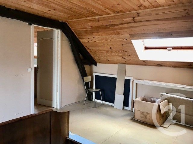 Maison &agrave; vendre - 4 pi&egrave;ces - 93,34 m2 - La Chapelle Hugon - 18 - CENTRE