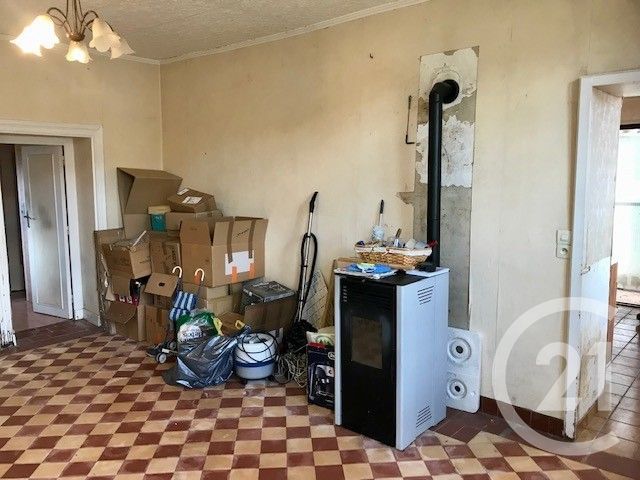 Maison &agrave; vendre - 4 pi&egrave;ces - 93,34 m2 - La Chapelle Hugon - 18 - CENTRE