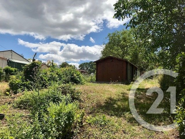 Maison &agrave; vendre - 4 pi&egrave;ces - 93,34 m2 - La Chapelle Hugon - 18 - CENTRE