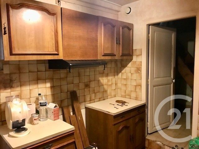 Maison &agrave; vendre - 4 pi&egrave;ces - 93,34 m2 - La Chapelle Hugon - 18 - CENTRE