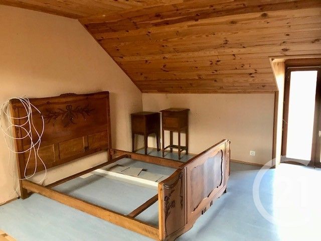 Maison &agrave; vendre - 4 pi&egrave;ces - 93,34 m2 - La Chapelle Hugon - 18 - CENTRE