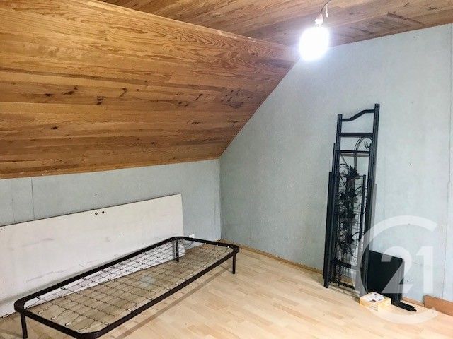 Maison &agrave; vendre - 4 pi&egrave;ces - 93,34 m2 - La Chapelle Hugon - 18 - CENTRE