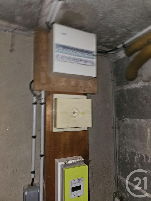 Maison &agrave; vendre - 3 pi&egrave;ces - 95 m2 - St Pierre Le Moutier - 58 - BOURGOGNE