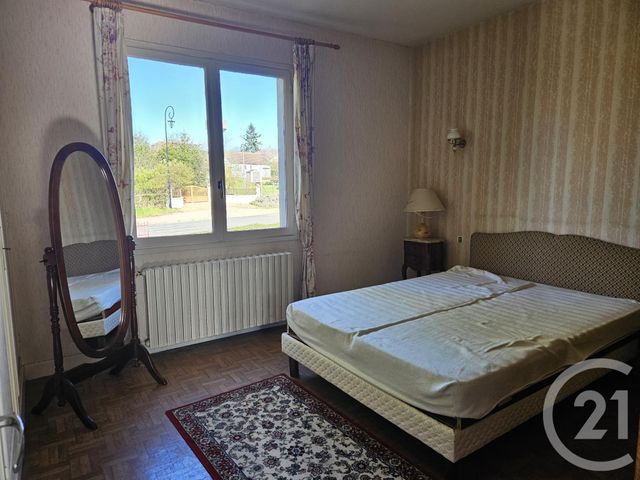 Maison &agrave; vendre - 3 pi&egrave;ces - 95 m2 - St Pierre Le Moutier - 58 - BOURGOGNE