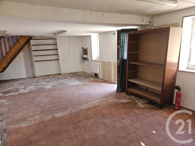 Maison &agrave; vendre - 2 pi&egrave;ces - 60 m2 - St Pierre Le Moutier - 58 - BOURGOGNE