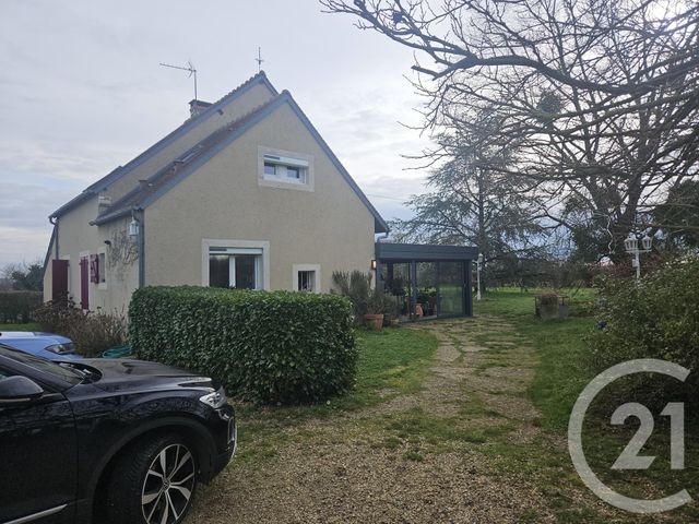 Maison &agrave; vendre - 6 pi&egrave;ces - 150 m2 - Saligny Le Vif - 18 - CENTRE